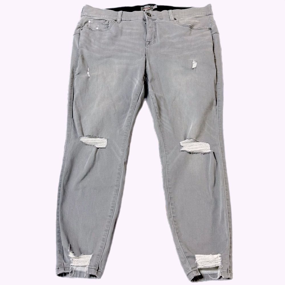 Torrid Feel the Fit Bombshell Skinny 20R Super Soft Grey Distressed High Rise